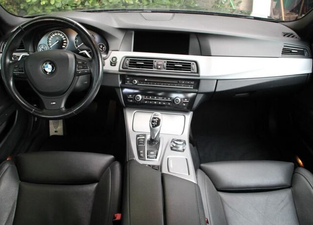 BMW M550 D X-Drive  381 pk